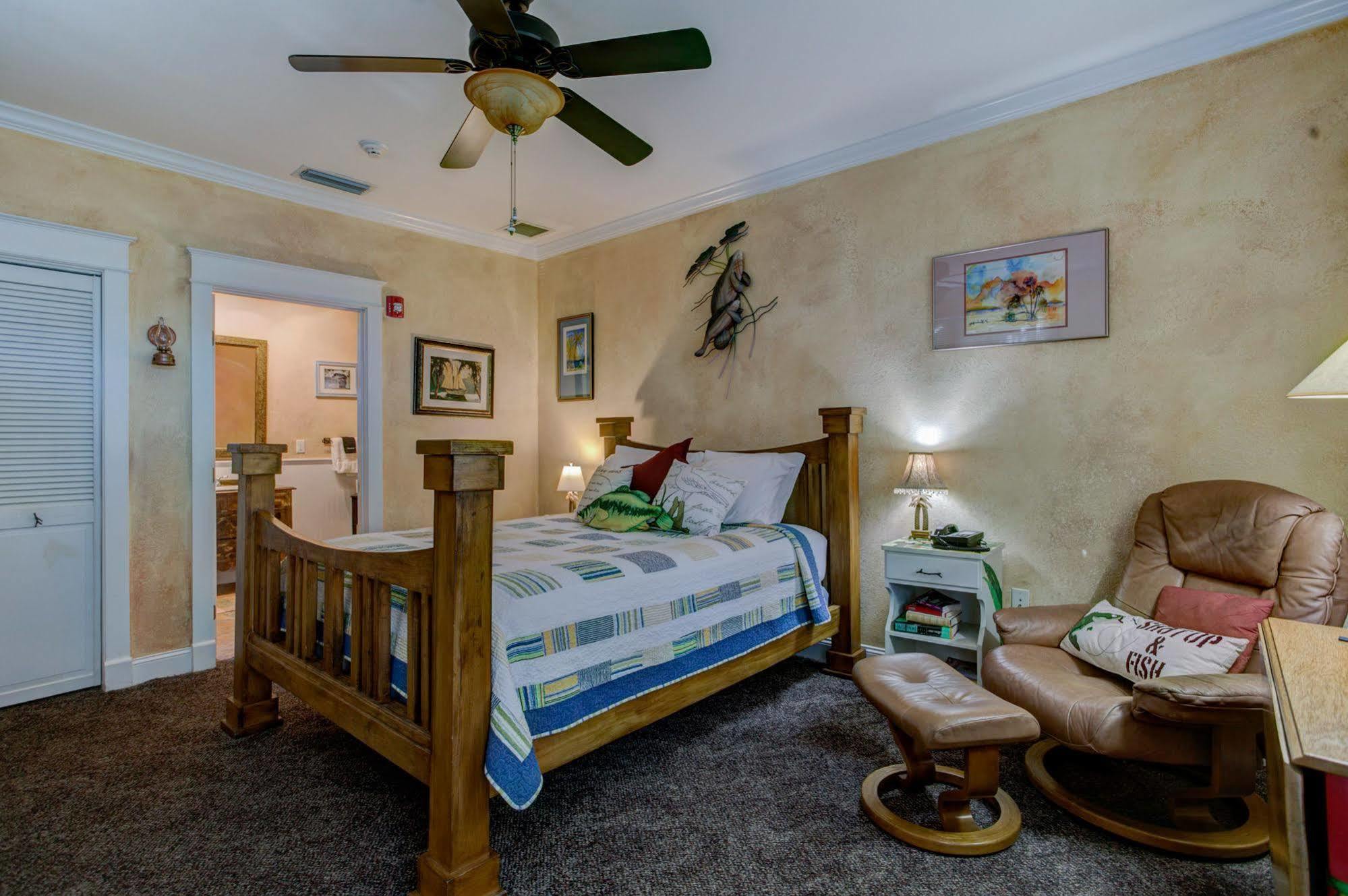 Anchor Inn Nsb Bed And Breakfast New Smyrna Beach Eksteriør billede