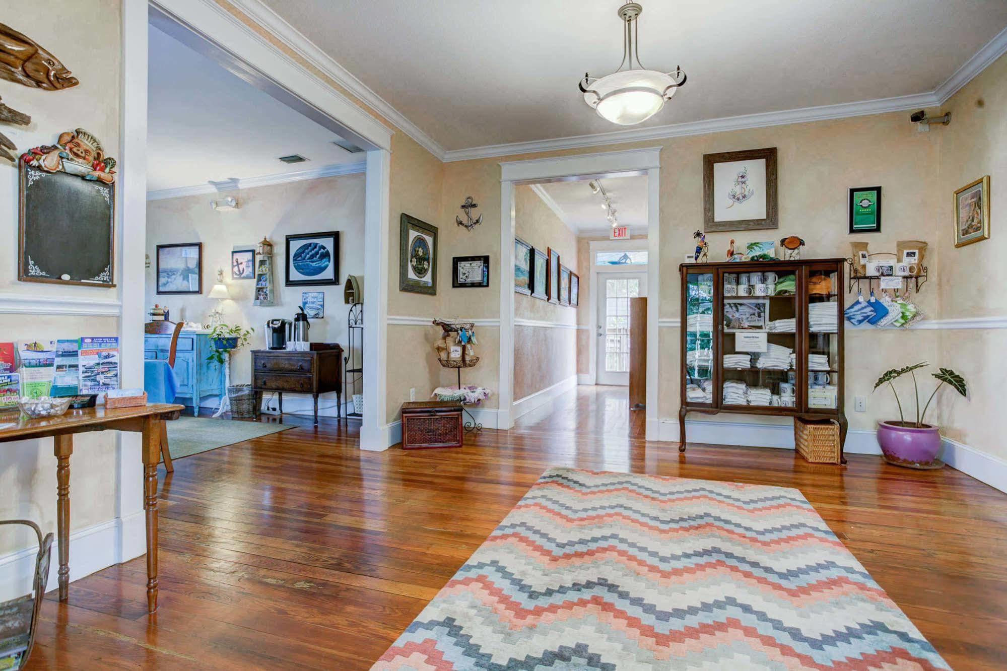 Anchor Inn Nsb Bed And Breakfast New Smyrna Beach Eksteriør billede