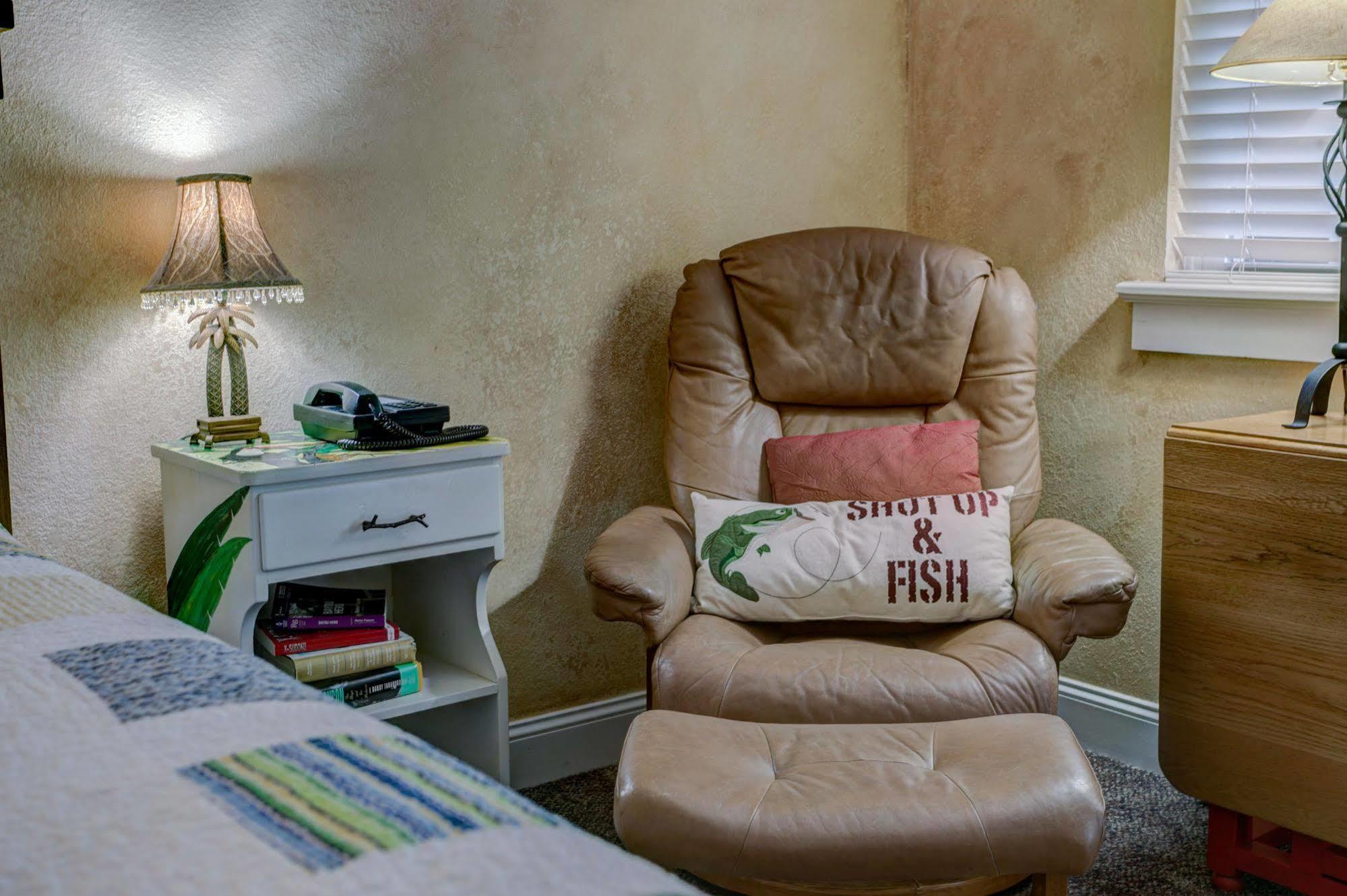 Anchor Inn Nsb Bed And Breakfast New Smyrna Beach Eksteriør billede